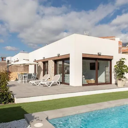 Ocho - Balcon De Villa